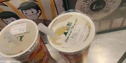 网红店奶茶黑料,品质疑云背后的真相